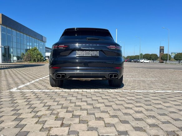 2019 Porsche Cayenne Turbo III, чёрный - вид 3