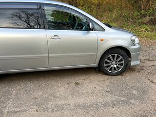 2001 Toyota Ipsum II (M20), серый, 520000 рублей, вид 2