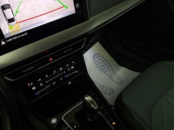 2023 Volkswagen Lavida III Рестайлинг, серебристый, 1490000 рублей - вид 9