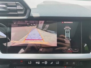 2023 Audi A3 35 TFSI IV (8Y), серебристый, 2100000 рублей, вид 4