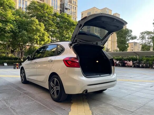 2018 BMW 2 серии Gran Tourer Gran Tourer 218i F46, белый, 1033000 рублей - вид 6