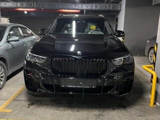 2021 BMW X5 M50i IV (G05/G18), чёрный, 10500000 рублей, вид 1