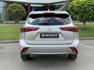2026 Toyota Highlander IV (XU70), серебристый, 5395000 рублей, вид 4