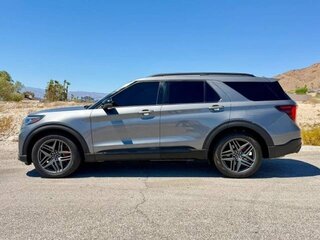 2025 Ford Explorer VI Рестайлинг, серый, 8715703 рублей, вид 5