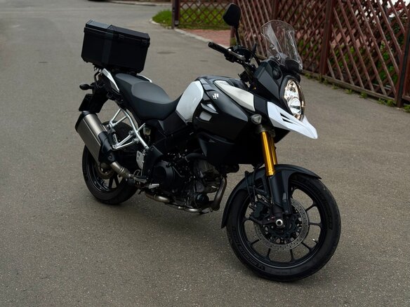2014 Suzuki V-Strom 1000, серебристый, 680000 рублей