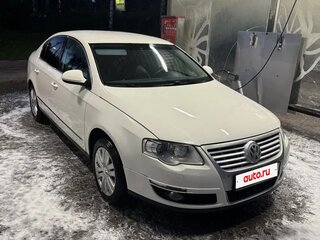 2010 Volkswagen Passat B6, белый, 600000 рублей, вид 3