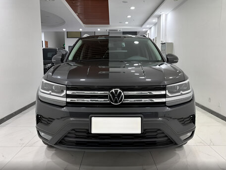 2022 Volkswagen Tharu I, серый, 1990000 рублей, вид 2
