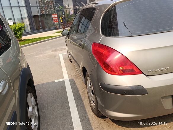 2010 Peugeot 308 I, серый, 330000 рублей - вид 12
