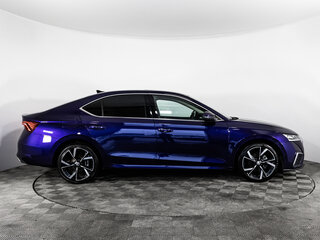 2021 Skoda Octavia IV (A8), фиолетовый, 2549000 рублей, вид 5