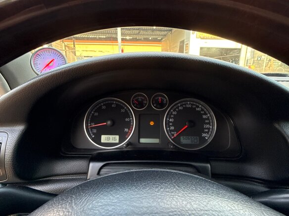 2001 Volkswagen Passat B5 Рестайлинг, серебристый - вид 13