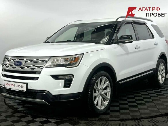 2018 Ford Explorer V Рестайлинг, белый, 2850000 рублей