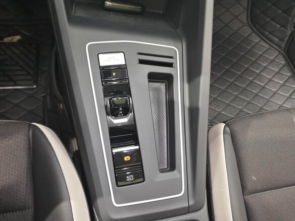 2023 Volkswagen Golf VIII, серый, 1790000 рублей - вид 15