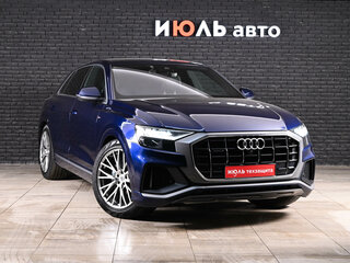 2018 Audi Q8 55 TFSI I (4M), синий, 5450000 рублей, вид 3