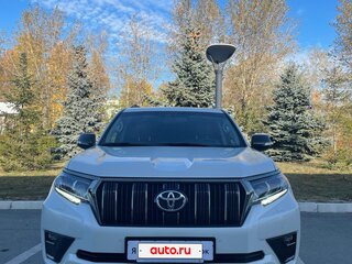 2021 Toyota Land Cruiser Prado 150 Series Рестайлинг 3, белый, 6500000 рублей, вид 2