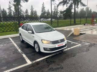 2019 Volkswagen Polo V Рестайлинг, белый, 1200000 рублей, вид 1