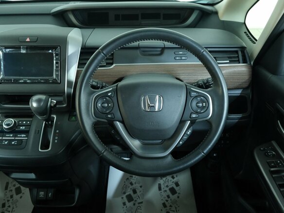 2021 Honda Freed II Рестайлинг, белый, 2099000 рублей - вид 10