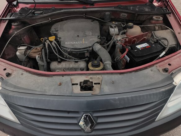 2010 Renault Logan I Рестайлинг, красный, 475000 рублей - вид 15