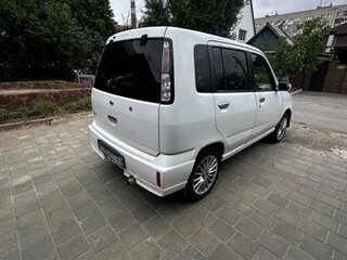 2002 Nissan Cube I Рестайлинг (Z10), белый, 255000 рублей, вид 3