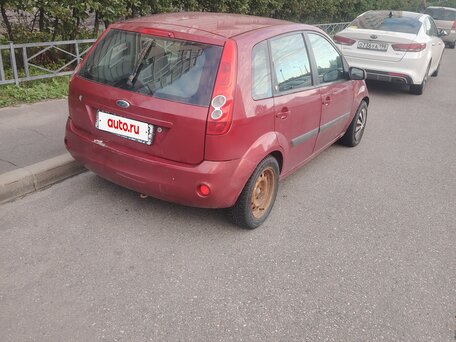 2006 Ford Fiesta Mk5, пурпурный, 210000 рублей, вид 5