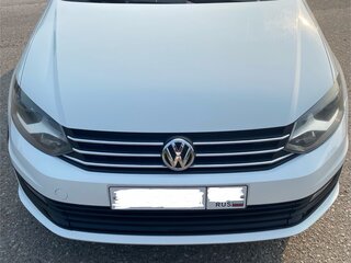 2017 Volkswagen Polo V Рестайлинг, белый, 1299999 рублей, вид 2