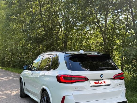 2019 BMW X5 40i IV (G05/G18), белый - вид 4