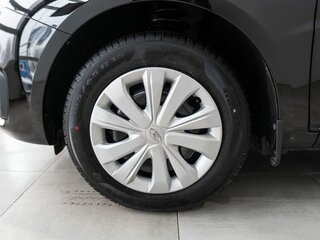 2026 Lada (ВАЗ) Vesta I Рестайлинг (NG), чёрный, 1860000 рублей, вид 4