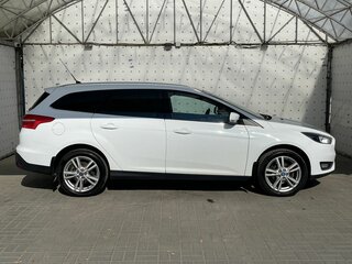 2015 Ford Focus III Рестайлинг, белый, 995000 рублей, вид 5