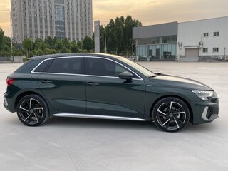 2021 Audi A3 Sportback 35 TFSI IV (8Y), зелёный, 2700000 рублей, вид 4
