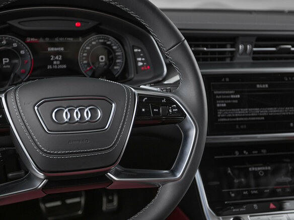 2026 Audi A7 L 45 TFSI II (4K), чёрный, 7390000 рублей - вид 18
