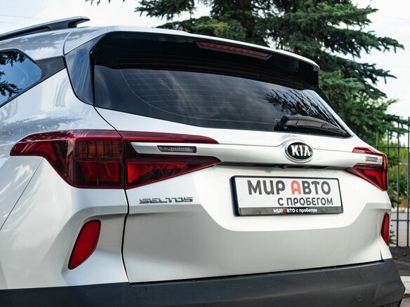 2021 Kia Seltos I, серый, 1800000 рублей - вид 9