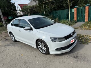 2013 Volkswagen Jetta VI, белый, 860000 рублей, вид 2