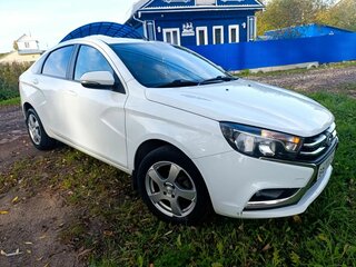 2017 Lada (ВАЗ) Vesta I, белый, 850000 рублей, вид 3