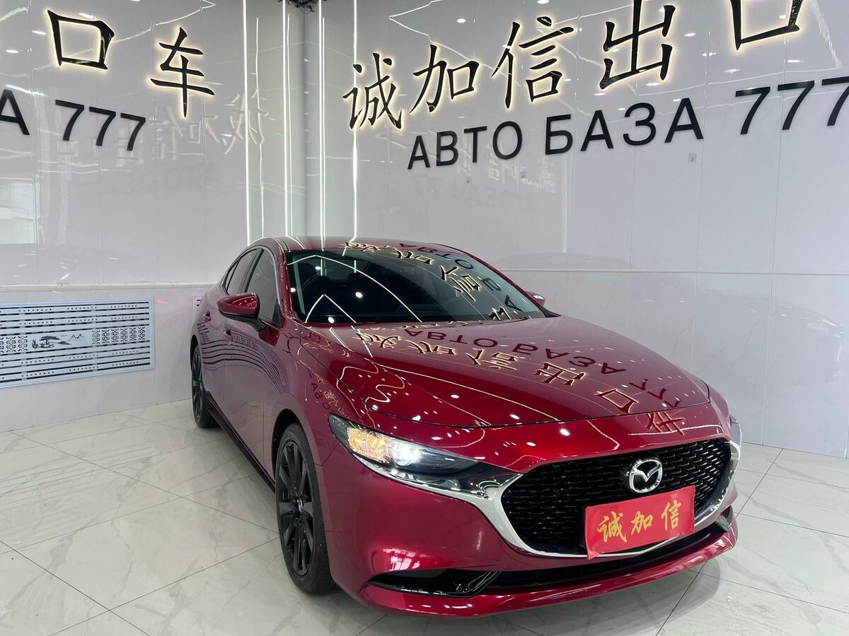 Открыть фотографии: Mazda 3 IV (BP)
