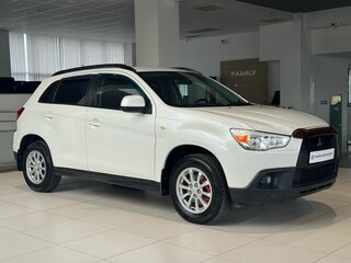 2012 Mitsubishi ASX I, белый, 887000 рублей, вид 3