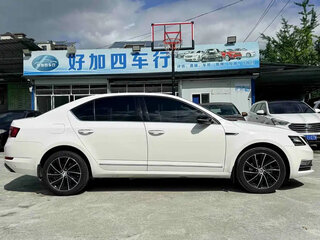 2019 Skoda Octavia III (A7) Рестайлинг, белый, 1133027 рублей, вид 4