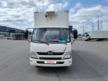 2018 Hino Series 300 (Dutro), белый, 1990000 рублей, вид 1