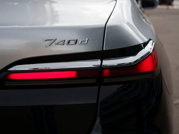 2024 BMW 7 серии 740d xDrive VII (G70), чёрный, 12500000 рублей - вид 24