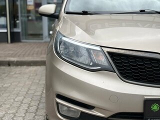 2015 Kia Rio III Рестайлинг, бежевый, 1125000 рублей, вид 4