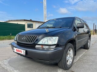 1998 Toyota Harrier I (XU10), чёрный, 650000 рублей, вид 1