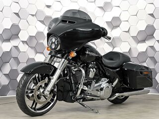2016 Harley-Davidson Street Glide Special, чёрный, 1777000 рублей, вид 2