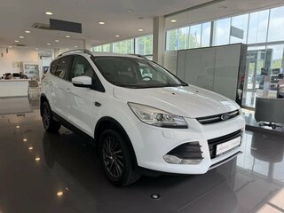 2016 Ford Kuga II, белый, 1239000 рублей, вид 3