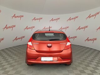 2015 Hyundai Solaris I Рестайлинг, красный, 805000 рублей, вид 4