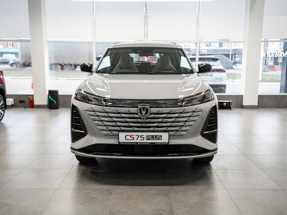 2024 Changan CS75 Plus III, серый, 2900000 рублей