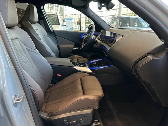 2026 BMW X3 20d xDrive IV (G45/G48), серый, 9900000 рублей - вид 11