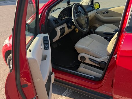 2011 Mercedes-Benz A-Класс 180 II (W169) Рестайлинг, красный, 750000 рублей, вид 5