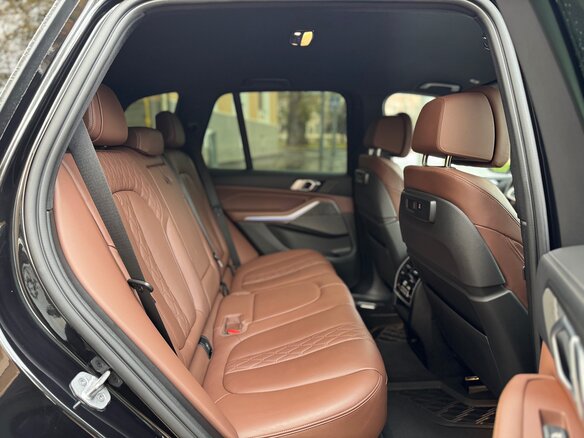 2021 BMW X5 30d IV (G05/G18), чёрный, 8190000 рублей - вид 29