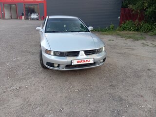 2003 Mitsubishi Galant VIII Рестайлинг, серебристый, 430000 рублей, вид 3