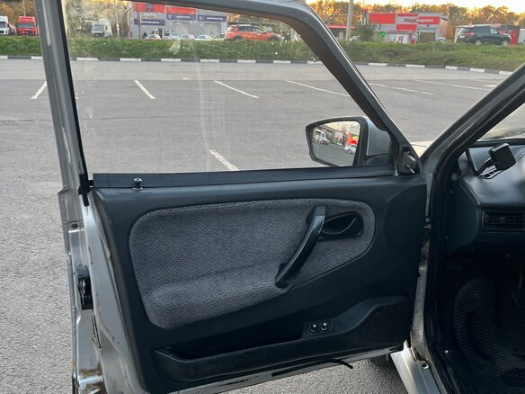 2009 Lada (ВАЗ) 2115, серебристый, 160000 рублей - вид 9