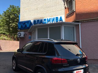 2016 Volkswagen Tiguan Euro 6 I Рестайлинг, чёрный, 1200000 рублей, вид 2