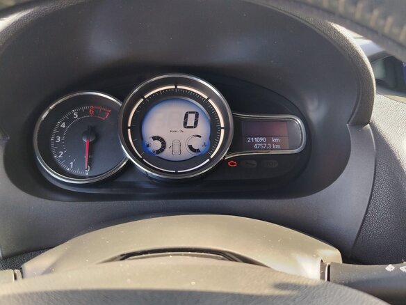 2013 Renault Fluence I Рестайлинг, серебристый, 670000 рублей - вид 7
